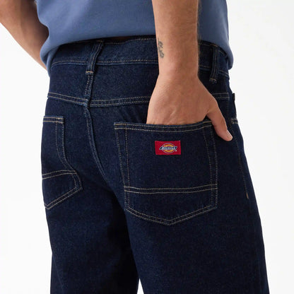 982 Slim Tapered Jeans